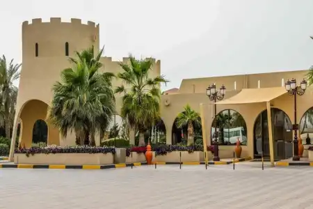 Dhafra Beach - 28