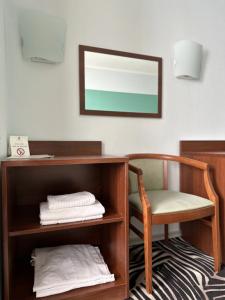 La Vie De Chateau - 224