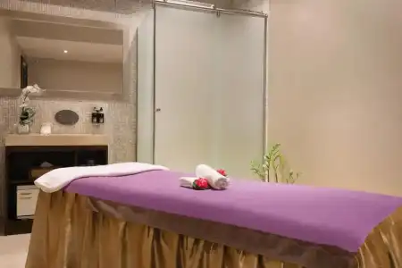 Ramada by Wyndham Abu Dhabi Downtown - 5