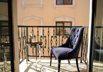 Le Petit Palace - 48