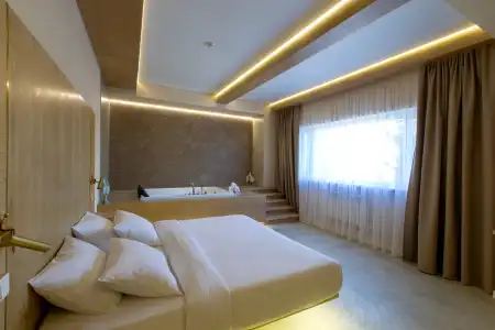 Kamarooms Business & Spa - 72