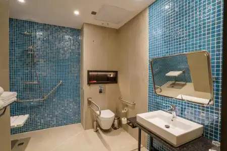 Holiday Inn Tashkent City - 35