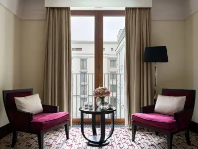 Four Seasons - 40