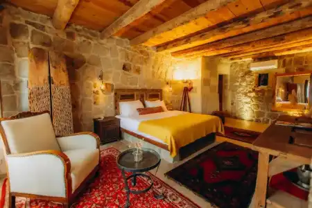 Doda Artisanal Cave +14 adults only - 32