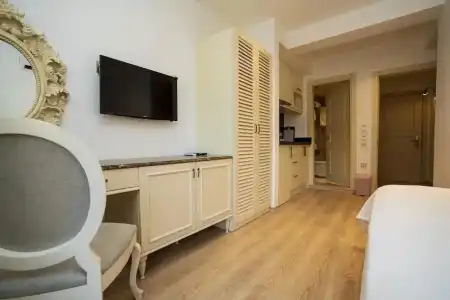 Channel Suites - 18