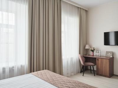 Дипломат - 107