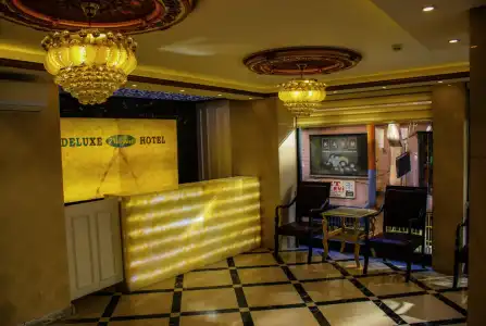 Deluxe Newport - 4