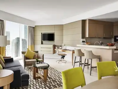 Pullman Doha West Bay - 14