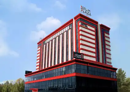Forum Plaza - 1