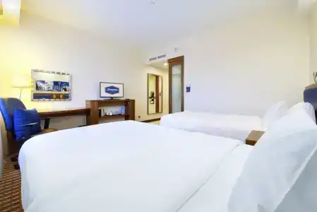 Hampton by Hilton Volgograd Profsoyuznaya - 62