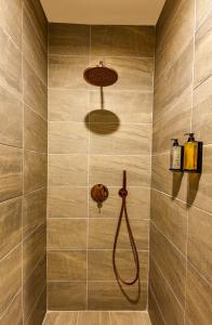 Chateau Artwine - 25