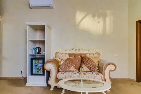 Palazzo - 23