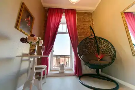 Art Nuvo Palace - 84