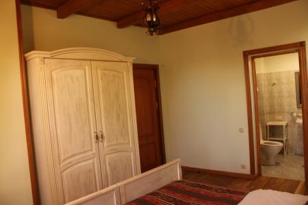 Garni HinYard - 60