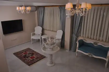 Divani Ali - 19