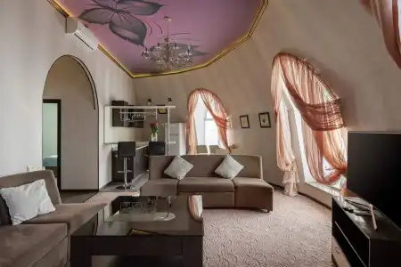 Grace Kiparis - 4