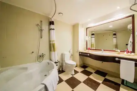 Hotel - 63