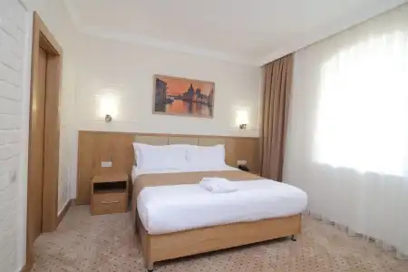 Milan - 3