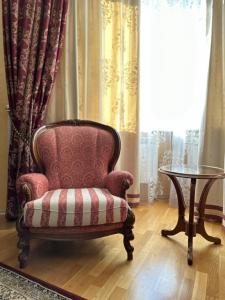 La Vie De Chateau - 252