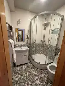 Diyor - 24