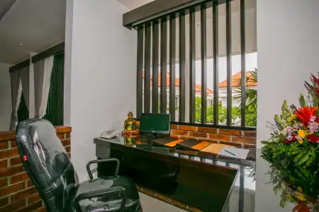 The Diana Suite - 8