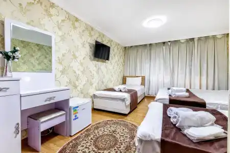 Bed & Breakfast Capital - 77