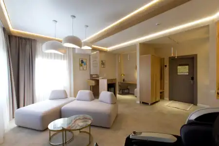 Kamarooms Business & Spa - 92