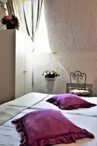 Provans Boutique - 61