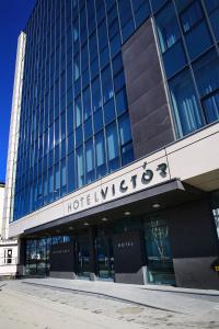 Victor - 2