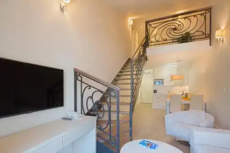ApartAria - 63
