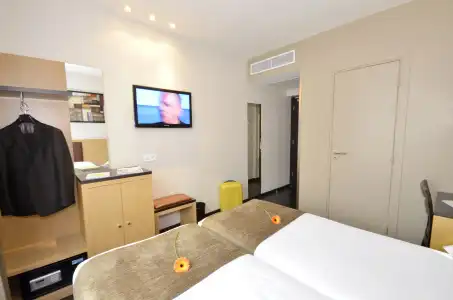 Source Hôtel - 4
