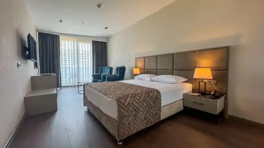 Alice Antalya - 91