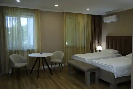 Vanatur Restaurant-Hotel - 4