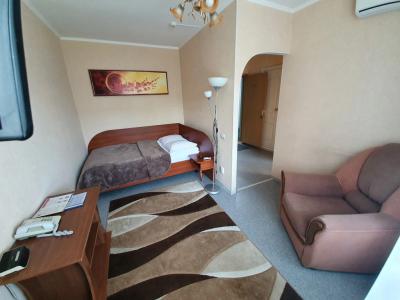 Gostinitsa Aviastar - 83