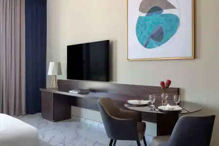 Avani + Palm View Dubai & Suites - 28