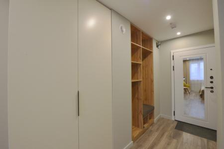 Vash Salut Apart - 144