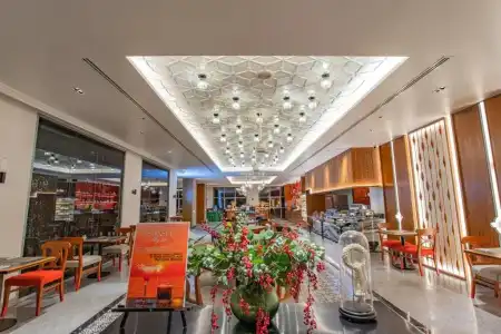 The Royal Paradise & Spa - 19