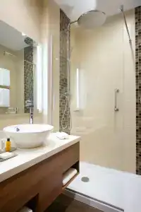 Hilton Garden Inn - 64