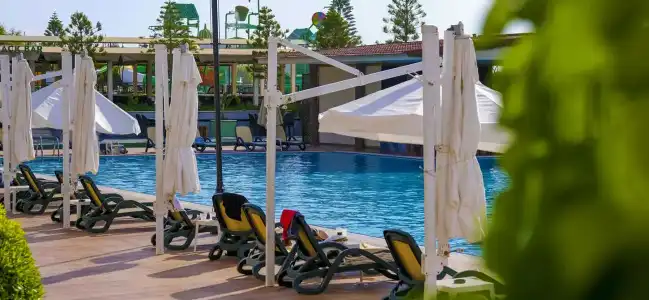 Bayar Family Resort & Spa - 8