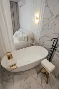 Suite - 43