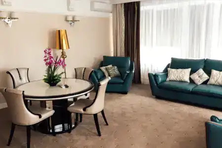 Zolotoy Drakon - 105