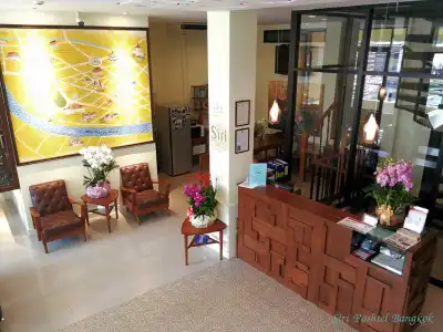Siri Poshtel Bangkok Hostel - 1