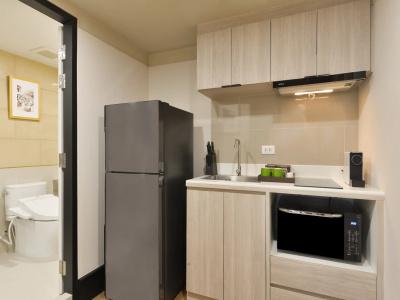 Oakwood & Residence - 30