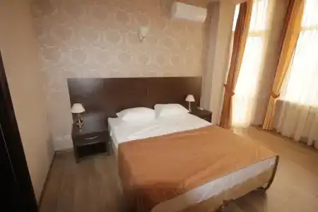 Maestro Guest House - 36