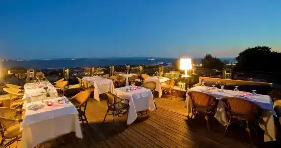 Glk Premier Regency Suites & Spa - 10
