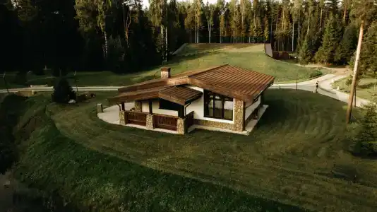 Glintwood Recreation Center - 111