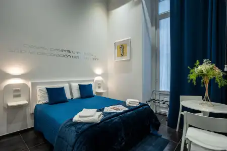 Bed&Breakfast Skyhouse Chiaia - 34
