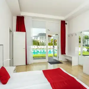 Complex Europe - 28