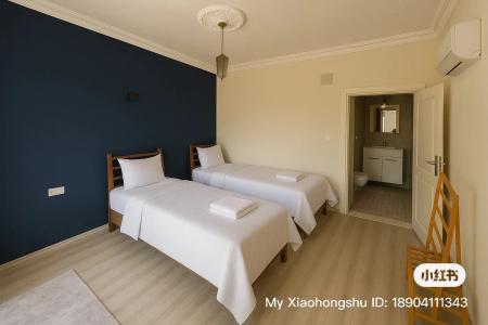 Airport Guest House - 5