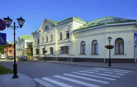 Dvor Podznoyeva Main Building - 0